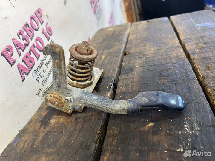 Замок капота Chevrolet Lacetti