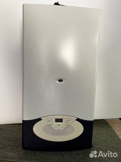 Котел газовый двухконтурный Ariston genus EVO 24FF