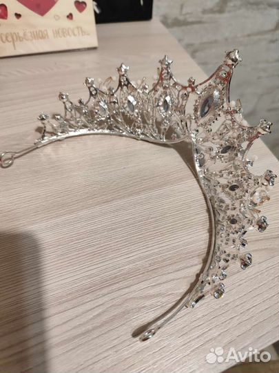 Свадебная диадема