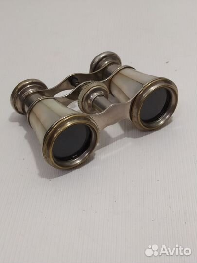 Бинокль театральный старинный (сломан)