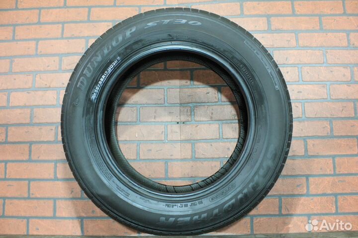 Dunlop Grandtrek ST30 225/65 R17