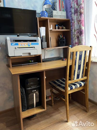 Компьютерный стол