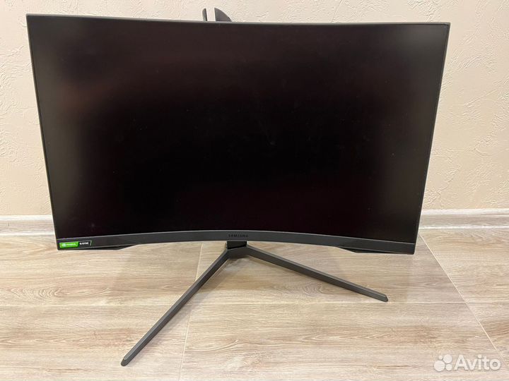 Монитор samsung изогнутый LC27G7xt 27