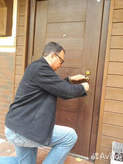 Замена замков дверей, ремонт и установка замков