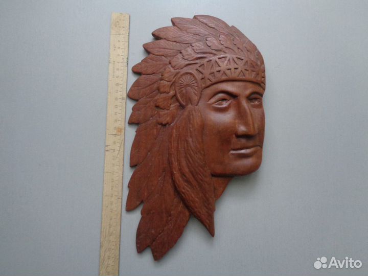 Маски из дерева резные