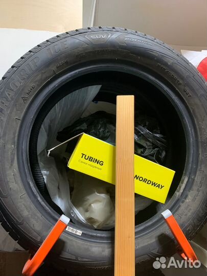 Goodyear UltraGrip Ice SUV 215/60 R17 96T