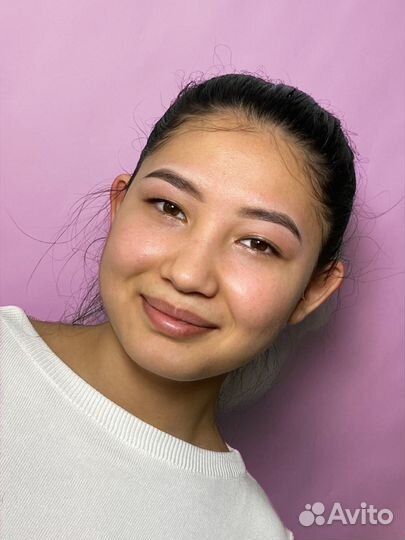 Перманентный макияж бровей