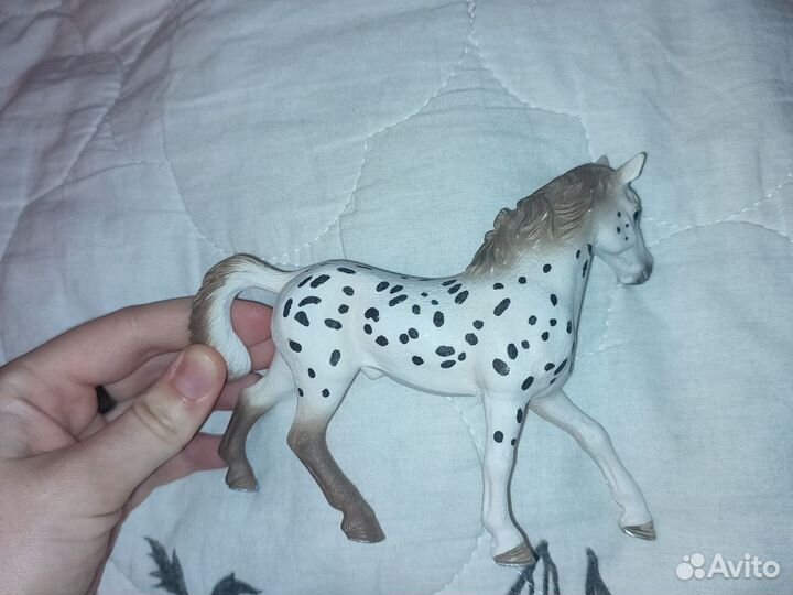 Фигурки лошадей schleich