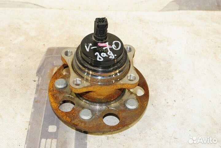 Ступица задняя Toyota Camry V70