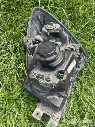 Корпус правой передней фары KIA Sportage