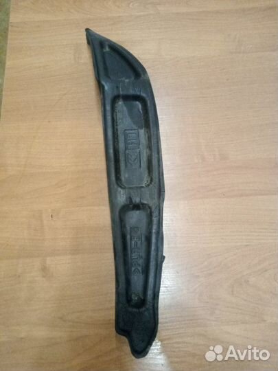 Пыльник крыла передний левый Hyundai Sonata седан