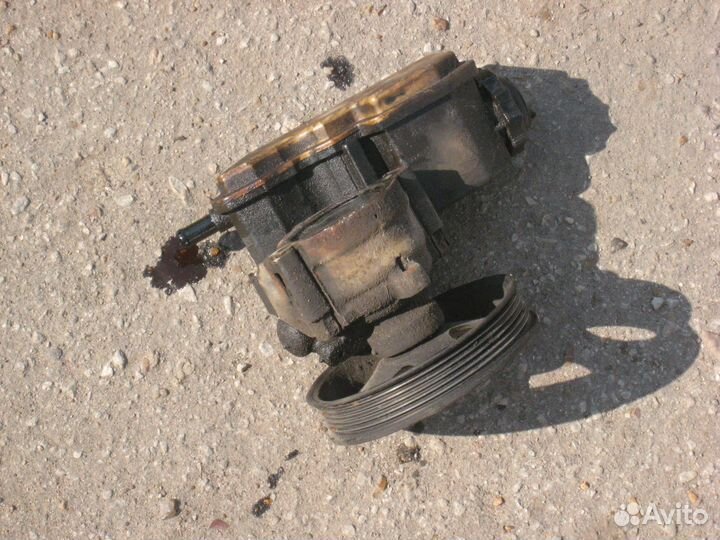 Насос гур Opel Vectra B 1.6-1.8 бензин