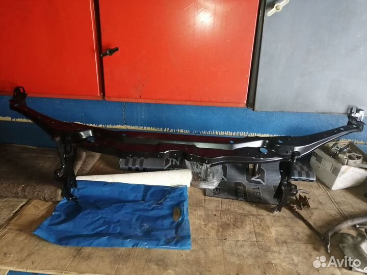 Camry 40 рамка радиатора
