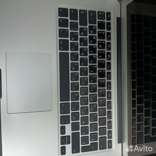 MacBook Air 13 (2013) Core i5, RAM 4гб, 128гб