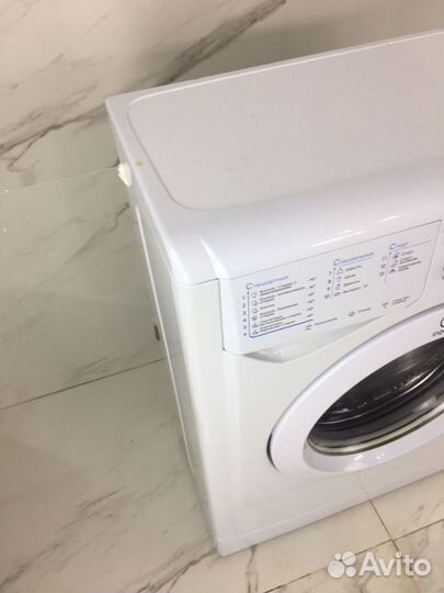 Стиральная машина бу Indesit iwub4085