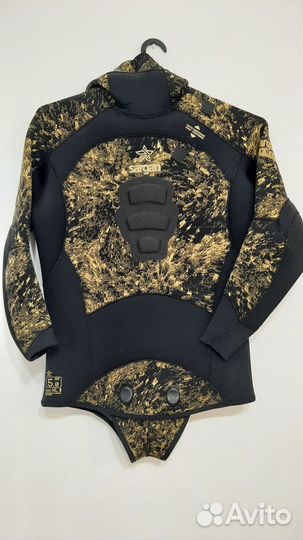 Гидрокостюм для подводной охоты 