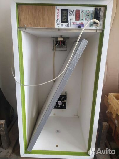 Инкубатор для яиц автоматический бу