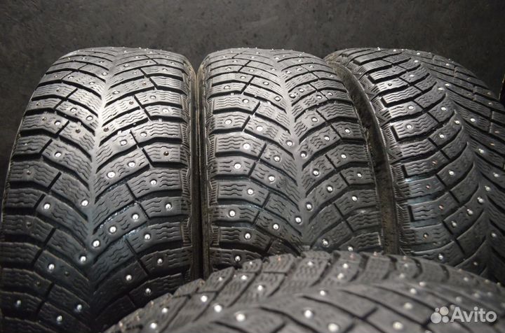 Michelin X-Ice North 4 SUV 235/65 R18 110T