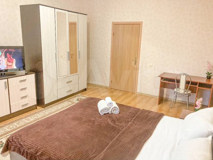 1-к. квартира, 52 м², 1/3 эт.