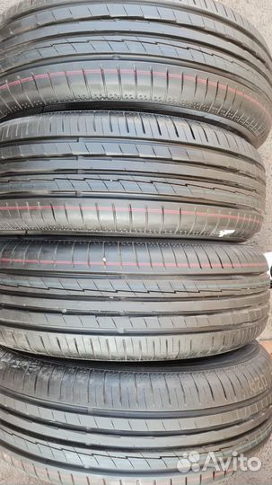 Yokohama BluEarth AE50 SUV 215/65 R17 99V