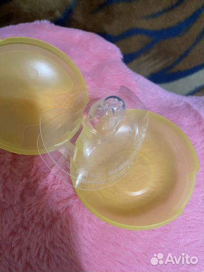 Накладки на грудь medela s 16 mm