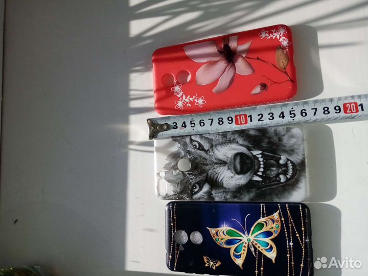 Чехлы на телефон