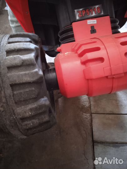 Детский квадроцикл на аккумуляторе