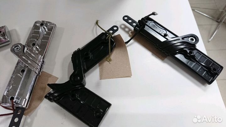 Складной механизм рамы. Детской коляски. Новый