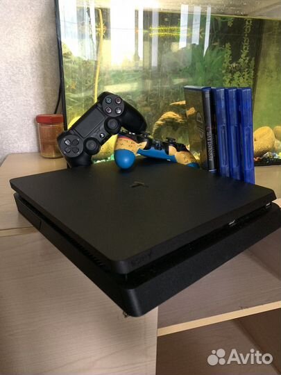 Playstation 4 Slim