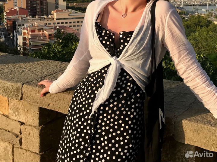 Летнее платье в горошек