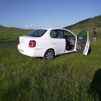 Toyota Platz 1.5 AT, 2002, 216 960 км