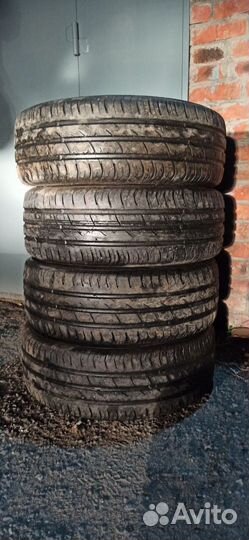 Viatti Strada Asimmetrico 205/60 R16 92