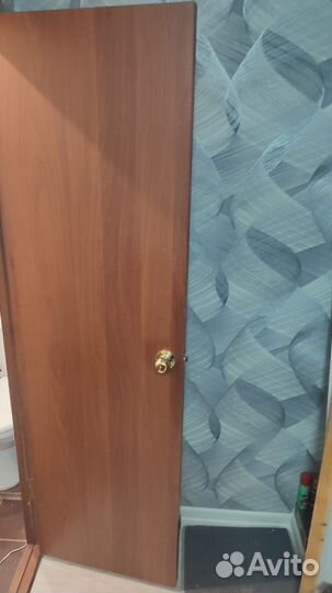 Двери межкомнатные 3 шт 80, 4 дверь 60