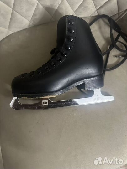 Коньки фигурные
