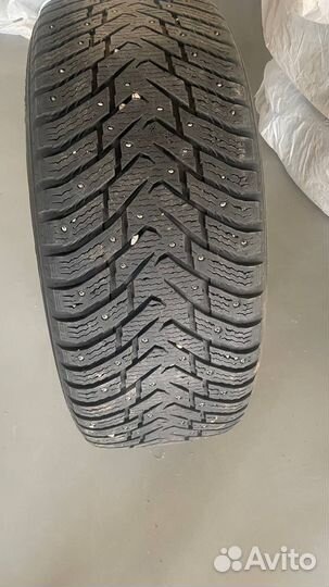 Nokian Tyres Hakkapeliitta 8 SUV 285/60 R18 116T