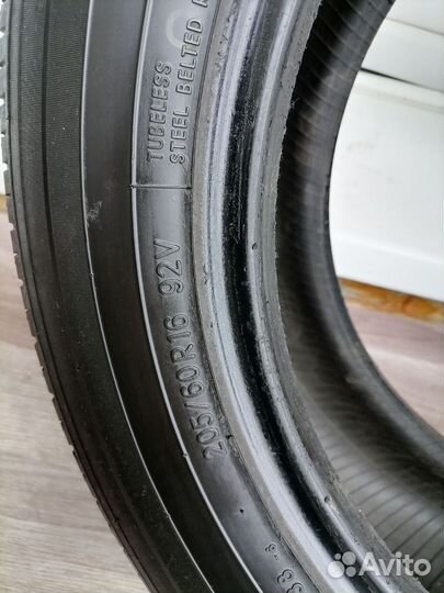Шины 205 60 16 летние бу