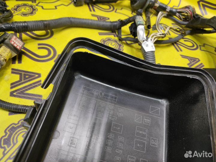 Проводка под капот Toyota Vista ZZV50 1ZZ-FE