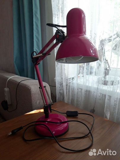 Лампа настольная