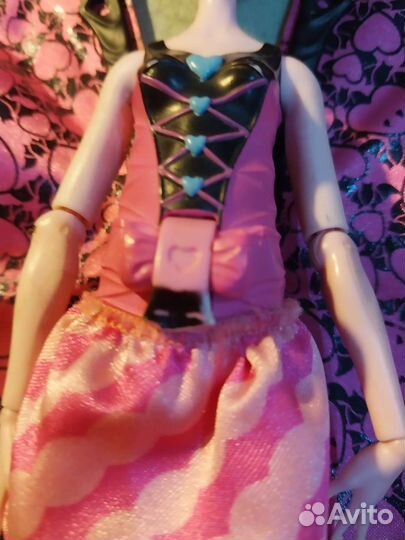 Monster High дракулаура