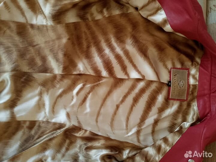 Куртка кожаная женская