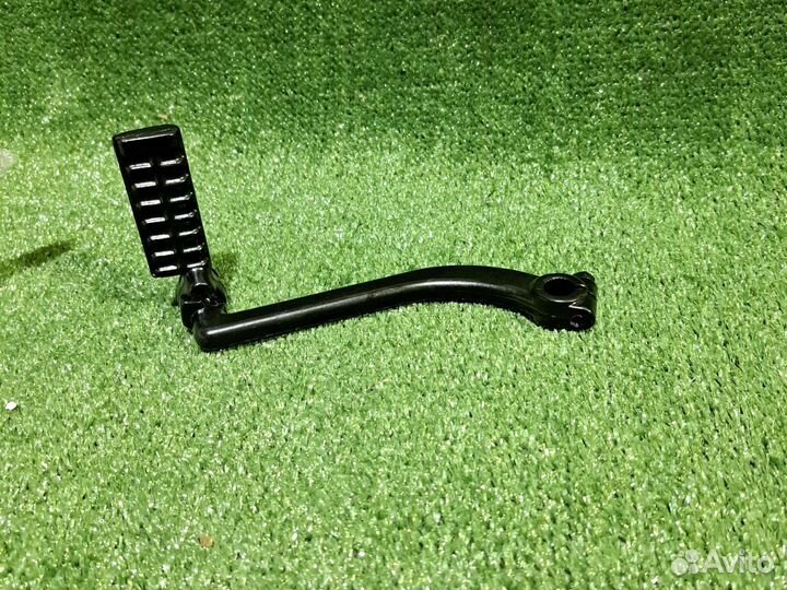 Заводная лапка на скутер 150 CC