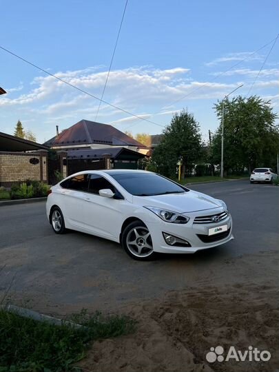 Hyundai i40, 2014