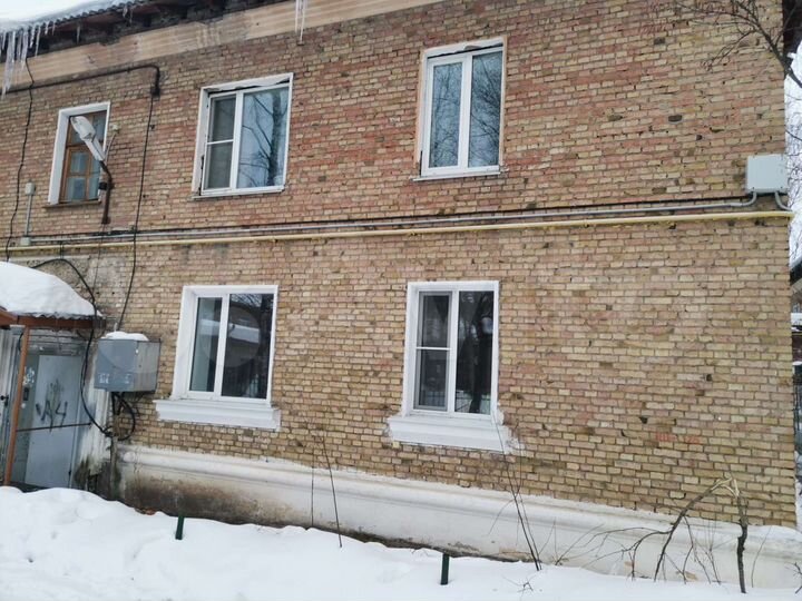 2-к. квартира, 49 м², 1/2 эт.