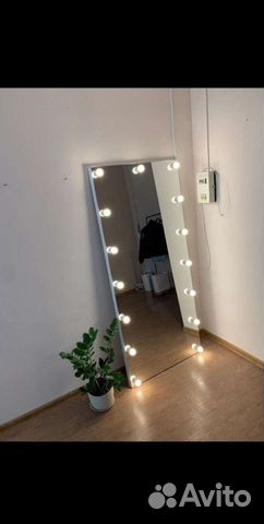 Безрамочное зеркало с лампочками объявление продам