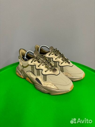 Кроссовки мужские Adidas Ozweego хаки размер 42