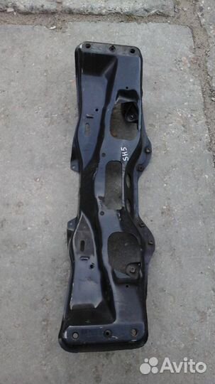 Подрамник Subaru Forester SH