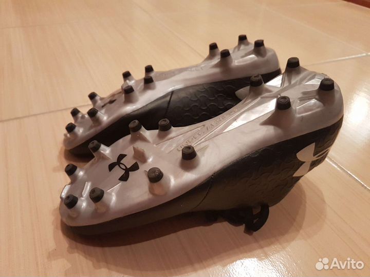 Футбольные бутсы 35 размер under armour