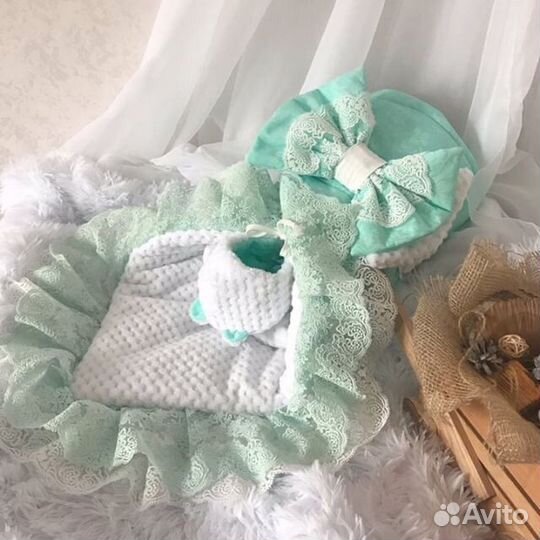 Конверт на выписку(+шапочка)