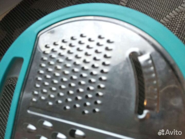 Терка с лотком контейнером