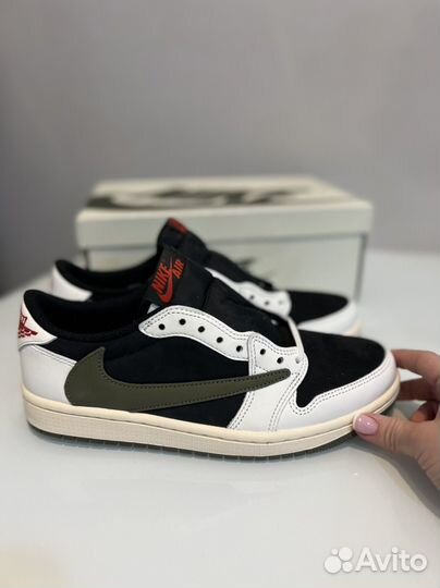 Кроссовки nike air jordan travis scott